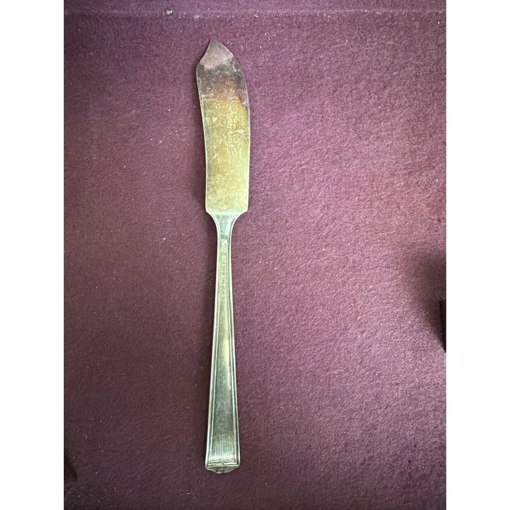 Holmes & Edwards Century Silverplate Master Butter Knife Vintage 1923 Art Deco